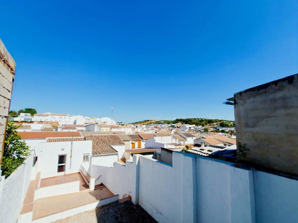 5 camera da letto Casa in vendita in Santiago de Calatrava con garage - 96.000 € (Rif: 10127393)