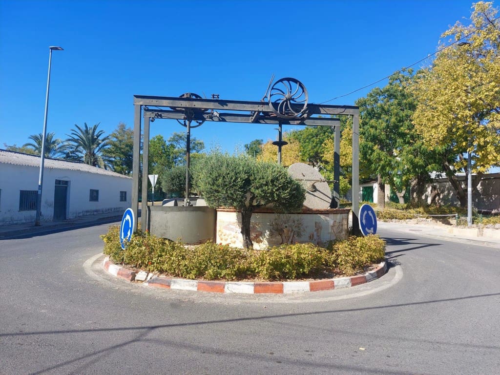 5 camera da letto Casa in vendita in Santiago de Calatrava con garage - 96.000 € (Rif: 10127393)