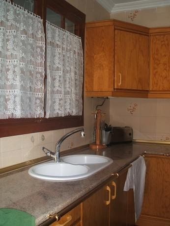 Chalet de 3 habitaciones en Fuensanta de Martos en venta con garaje - 135.000 € (Ref: 10136631)
