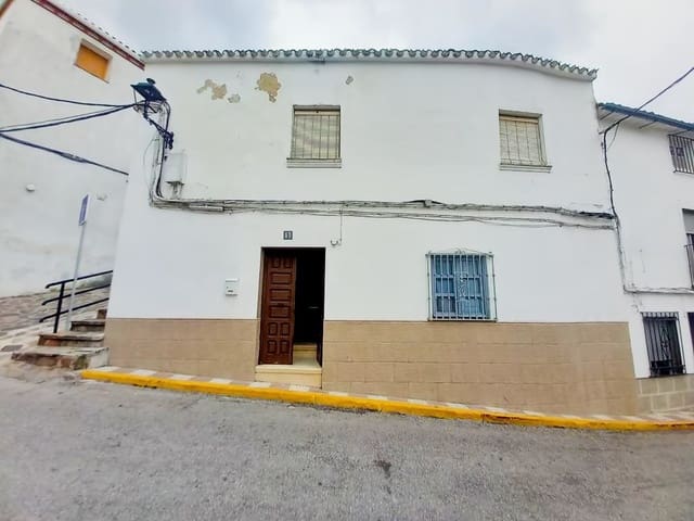 3 quarto Casa em Banda para venda em Martos - 16 000 € (Ref: 10162372)