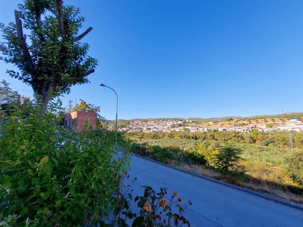 4 soveværelse Byhus til salg i Noguerones med swimmingpool - € 60.000 (Ref: 10162373)