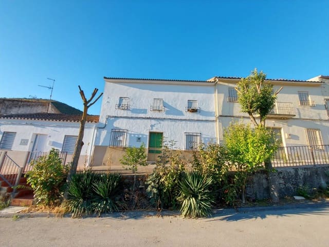 4 soveværelse Byhus til salg i Noguerones, Alcaudete med swimmingpool - € 60.000 (Ref: 10162373)