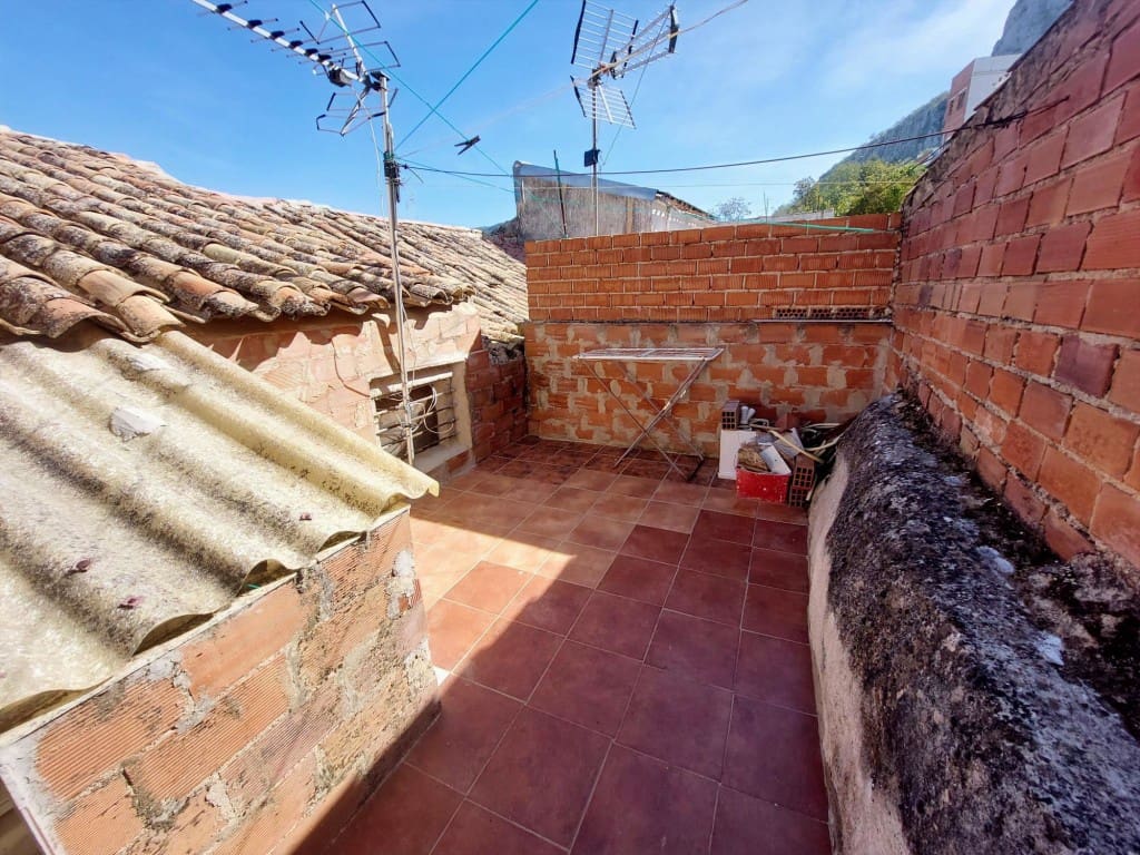 3 quarto Casa em Banda para venda em Martos - 27 000 € (Ref: 10179767)
