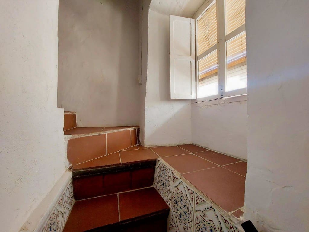 3 quarto Casa em Banda para venda em Martos - 27 000 € (Ref: 10179767)