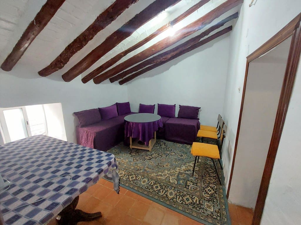 3 quarto Casa em Banda para venda em Martos - 27 000 € (Ref: 10179767)
