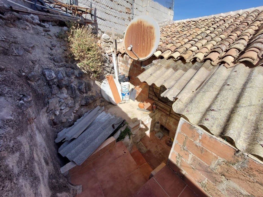 3 quarto Casa em Banda para venda em Martos - 27 000 € (Ref: 10179767)