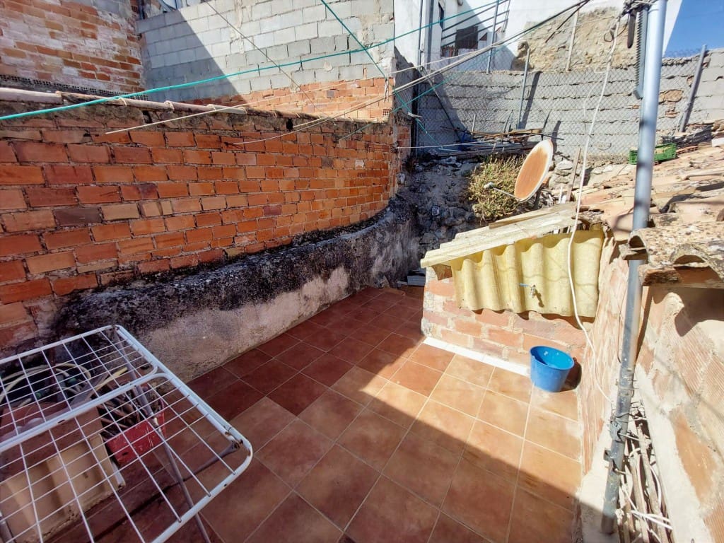 3 quarto Casa em Banda para venda em Martos - 27 000 € (Ref: 10179767)