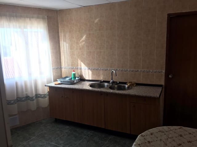 3 sypialnia Dom na sprzedaż w Las Casillas de Martos, Martos z garażem - 57 000 € (Ref: 10185349)
