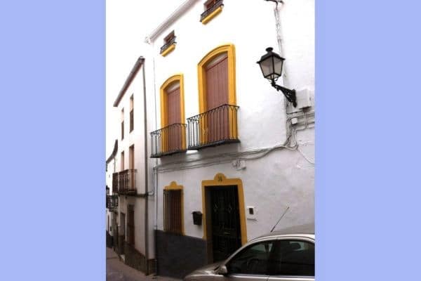 Casa de 5 habitaciones en Martos en venta - 58.000 € (Ref: 1742582)