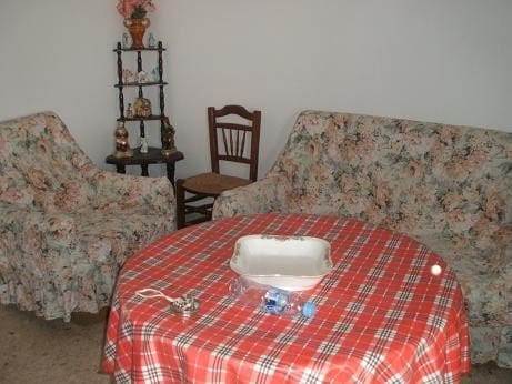 6 soveværelse Finca/Landehus til salg i Las Casillas de Martos - € 70.000 (Ref: 1745506)