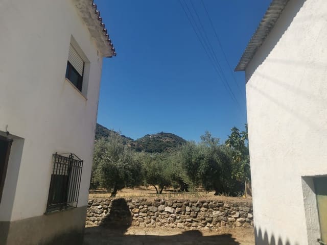 6 soveværelse Finca/Landehus til salg i Las Casillas de Martos, Martos - € 70.000 (Ref: 1745506)