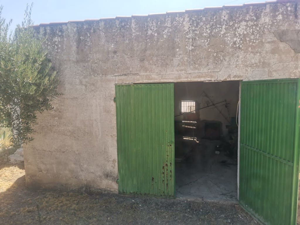 6 soveværelse Finca/Landehus til salg i Las Casillas de Martos - € 70.000 (Ref: 1745506)