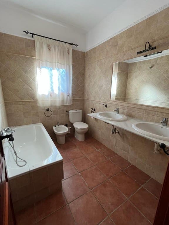 3 slaapkamer Finca/Landhuis te koop in Sabariego met zwembad garage - € 250.000 (Ref: 1928174)