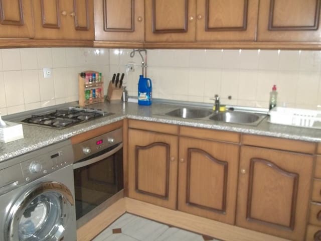 Casa de 4 habitaciones en Fuente Alamo, Alcalá la Real en venta con garaje - 130.000 € (Ref: 2304671)