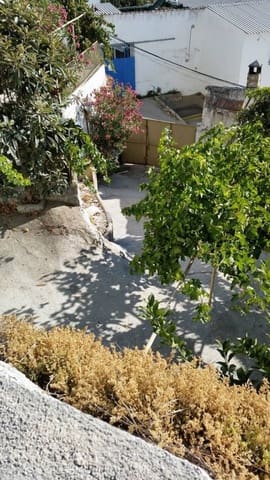 Casa de 4 habitaciones en Fuente Alamo, Alcalá la Real en venta con garaje - 130.000 € (Ref: 2304671)