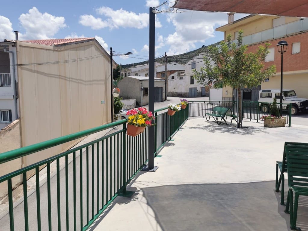 Casa de 4 habitaciones en Ventas del Carrizal en venta - 59.000 € (Ref: 2439719)