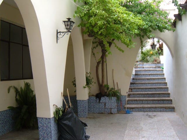 6 chambre Maison de Ville à vendre à Martos avec garage - 65 000 € (Ref: 2439765)