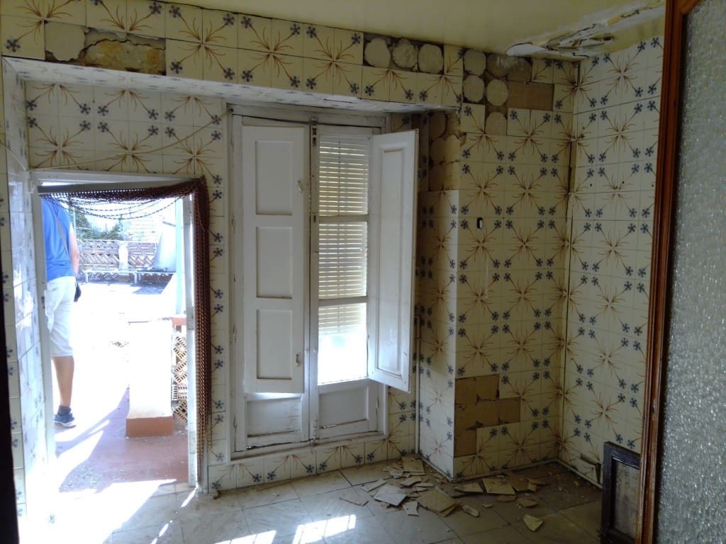 6 chambre Maison de Ville à vendre à Martos avec garage - 65 000 € (Ref: 2439765)