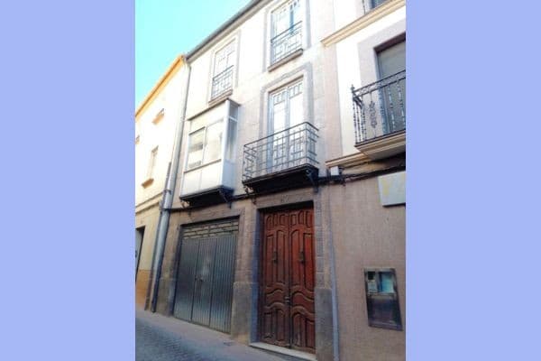 6 chambre Maison de Ville à vendre à Martos avec garage - 65 000 € (Ref: 2439765)