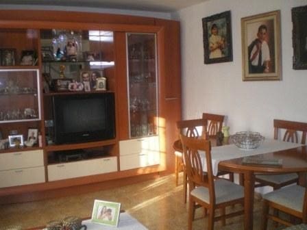 Casa de 4 habitaciones en Frailes en venta con garaje - 130.000 € (Ref: 2439798)