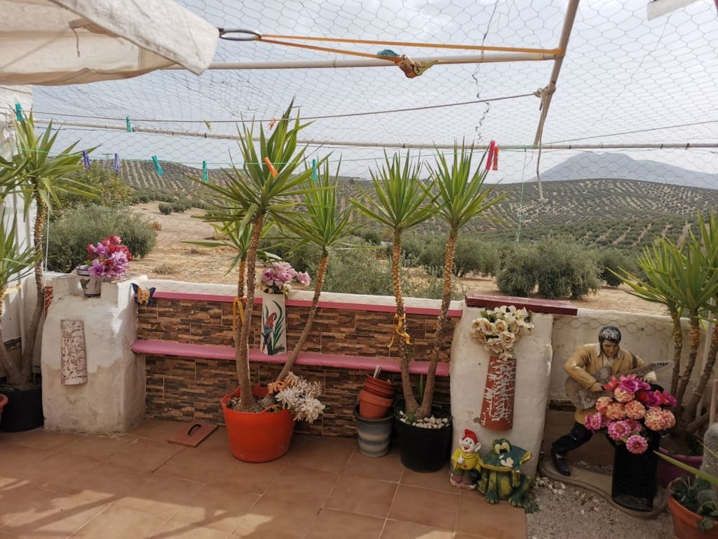 3 soveværelse Byhus til salg i Bobadilla de Alcaudete med swimmingpool - € 55.000 (Ref: 2439820)