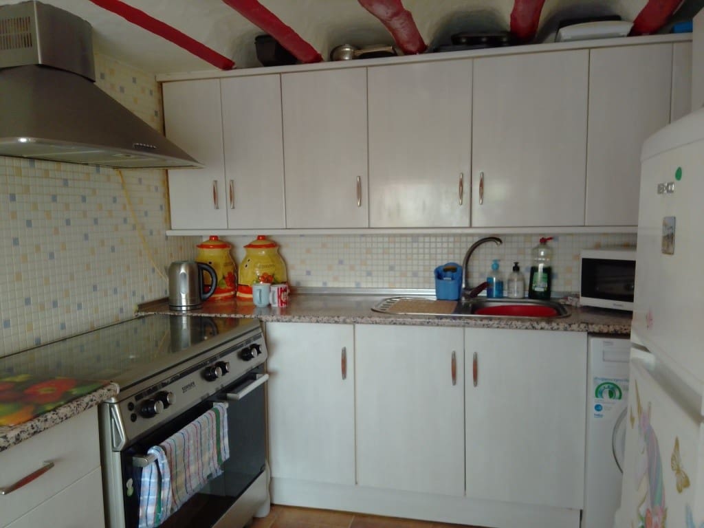 3 soveværelse Byhus til salg i Bobadilla de Alcaudete med swimmingpool - € 55.000 (Ref: 2439820)