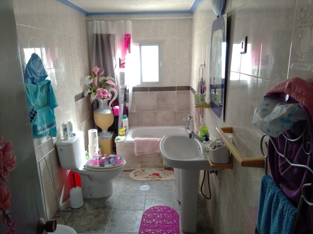 3 soveværelse Byhus til salg i Bobadilla de Alcaudete med swimmingpool - € 55.000 (Ref: 2439820)