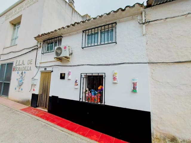 3 sypialnia Dom na sprzedaż w Bobadilla de Alcaudete, Alcaudete z basenem - 49 000 € (Ref: 2439820)