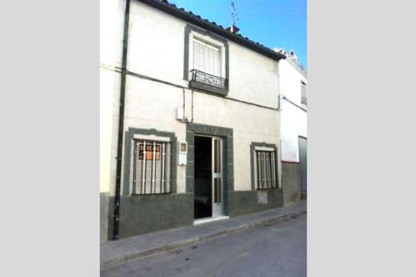 4 soveværelse Byhus til salg i Martos - € 39.000 (Ref: 2439837)