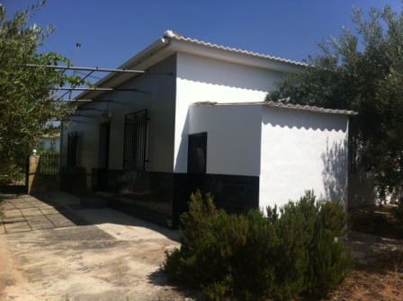 4 slaapkamer Bungalow te koop in San José de la Rábita, Alcalá la Real met garage - € 124.000 (Ref: 2642341)