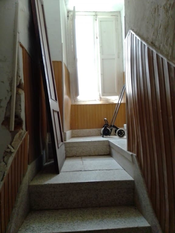 4 soveværelse Byhus til salg i Martos - € 20.000 (Ref: 3942539)