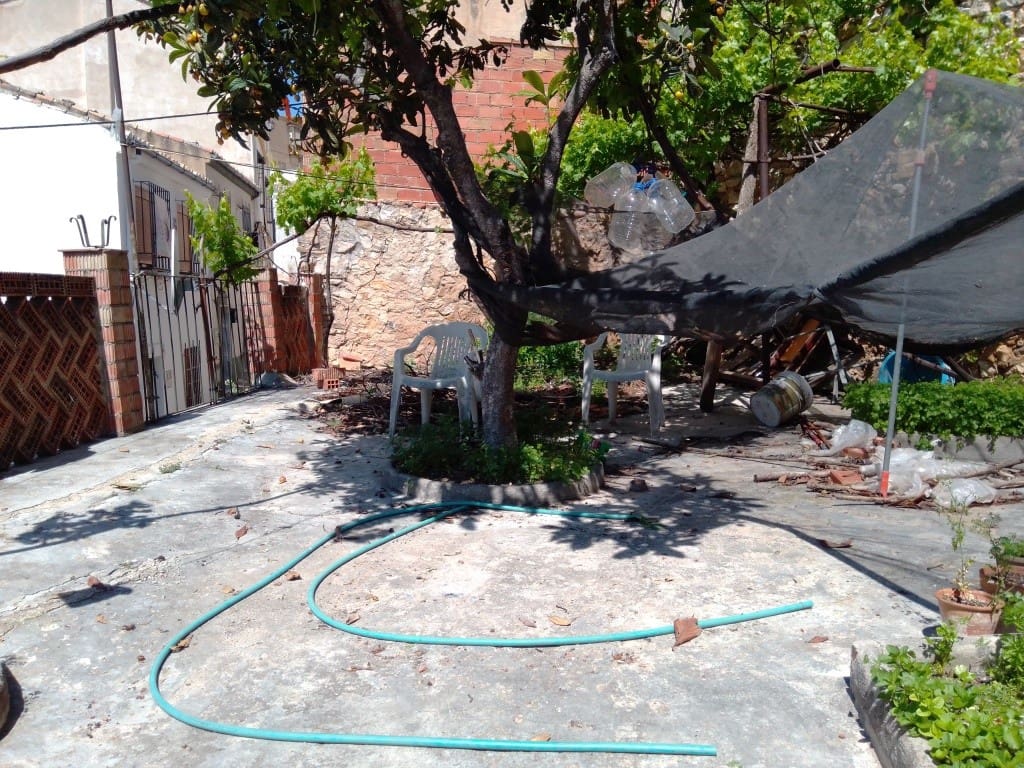 4 soveværelse Byhus til salg i Martos - € 20.000 (Ref: 3942539)