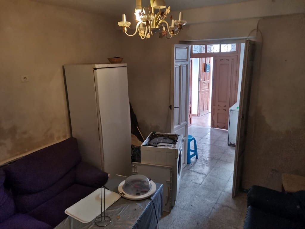 4 soveværelse Byhus til salg i Martos - € 20.000 (Ref: 3942539)