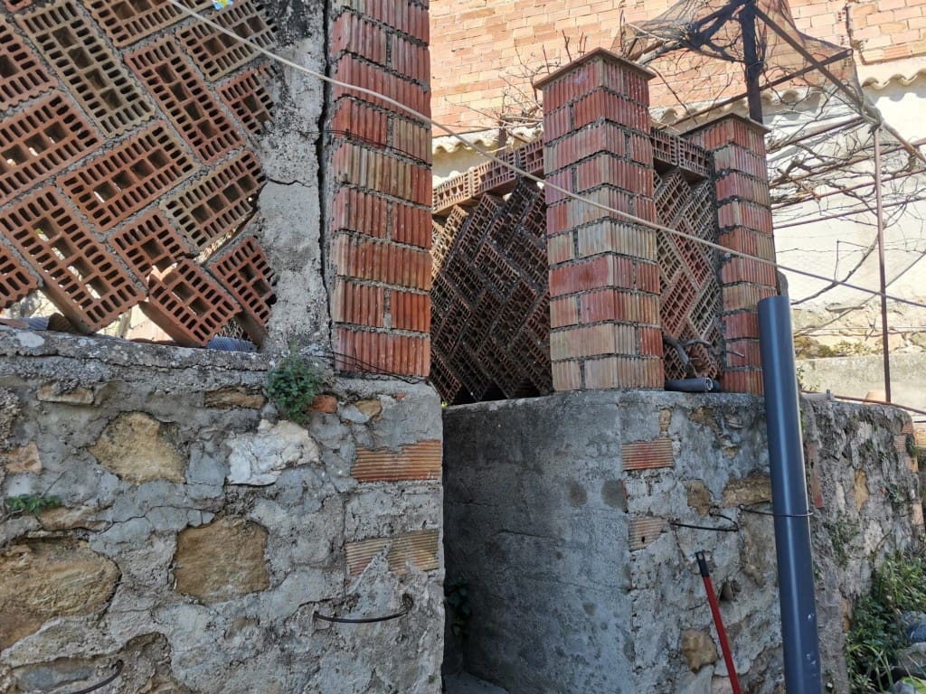 4 soveværelse Byhus til salg i Martos - € 20.000 (Ref: 3942539)