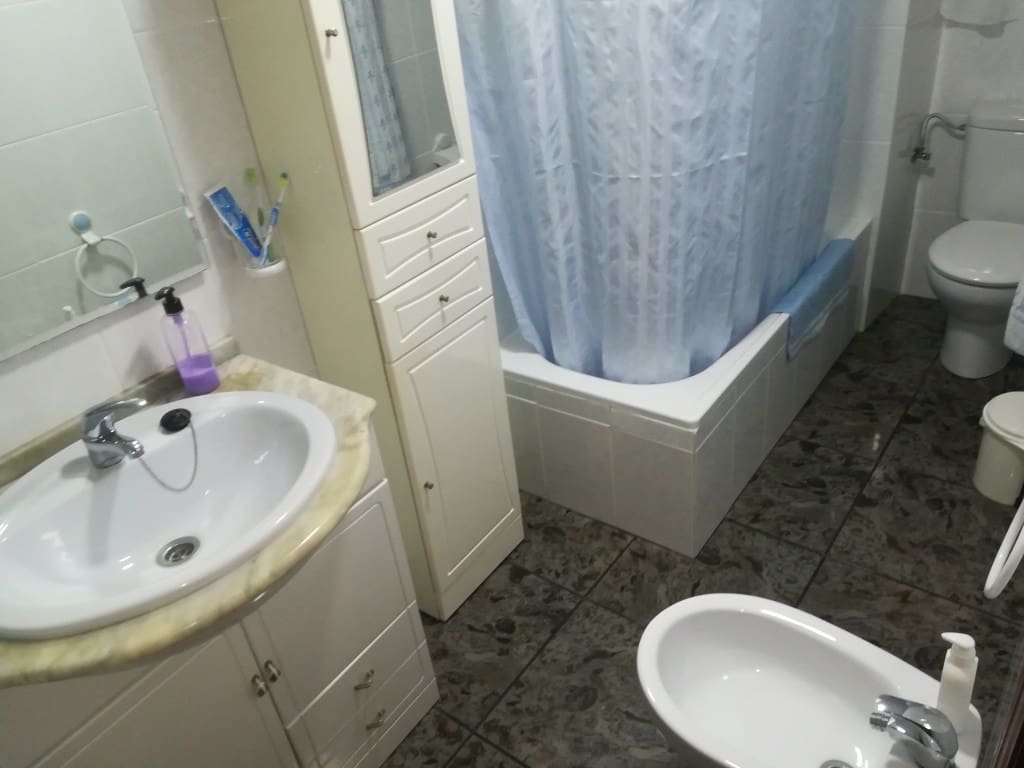 3 slaapkamer Appartement te koop in Martos - € 70.000 (Ref: 4155320)