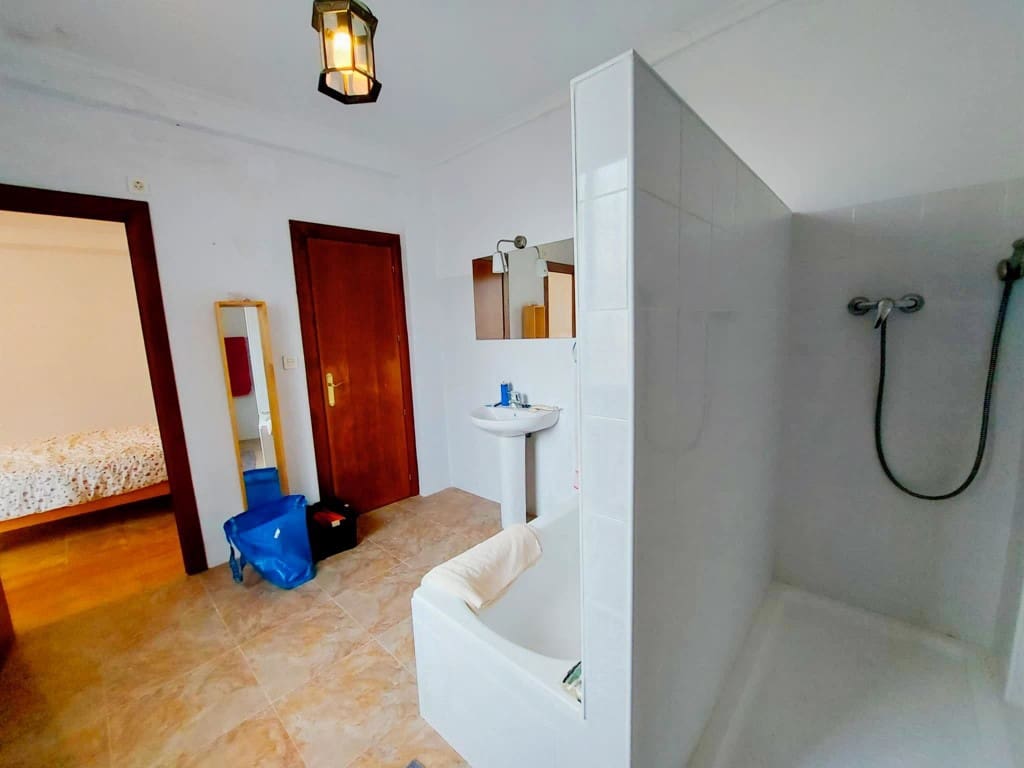 6 soveværelse Byhus til salg i Luque med garage - € 79.000 (Ref: 4960018)