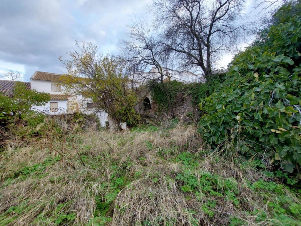 6 soveværelse Byhus til salg i Luque med garage - € 79.000 (Ref: 4960018)