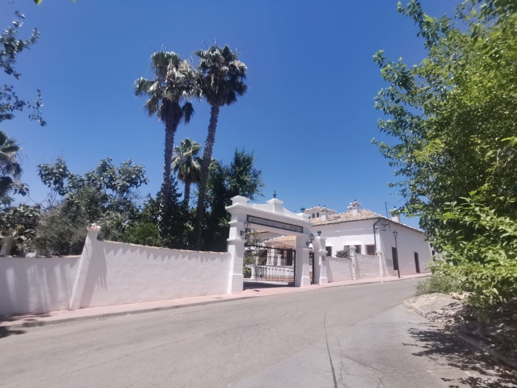 5 soveværelse Byhus til salg i Bobadilla de Alcaudete - € 150.000 (Ref: 5125481)