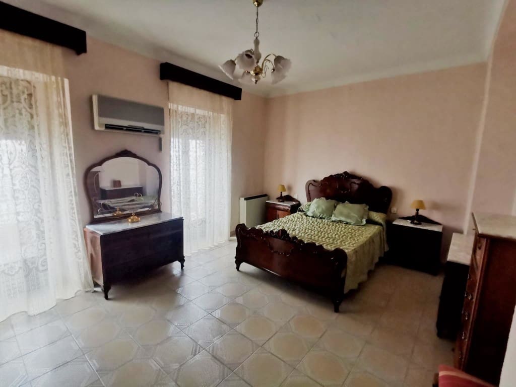 5 soverom Hus til salgs i Bobadilla de Alcaudete - € 150 000 (Ref: 5125481)