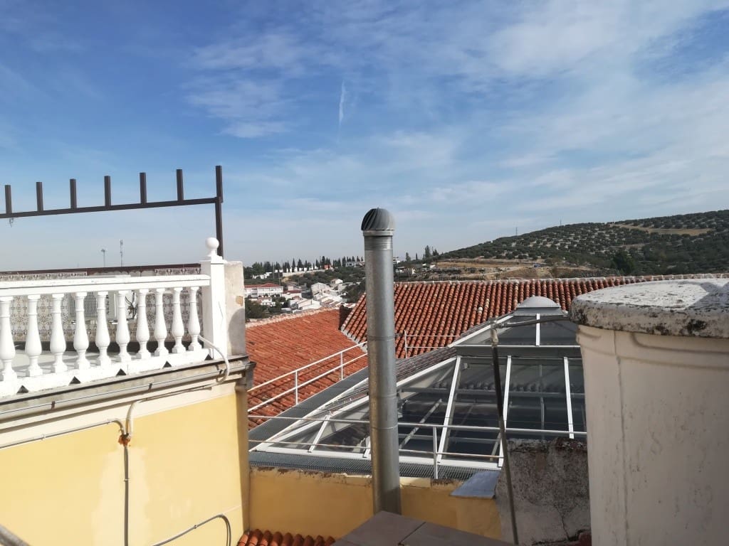 3 bedroom Commercial for sale in Martos with garage - € 70,000 (Ref: 5209750)