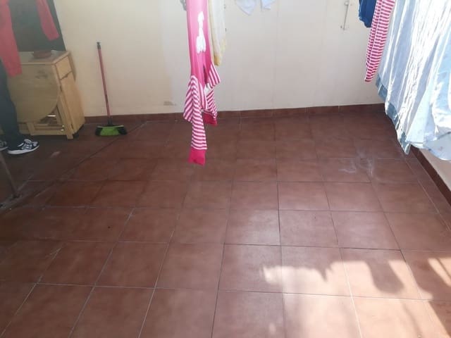 3 slaapkamer Commercieel te koop in Martos met garage - € 70.000 (Ref: 5209750)