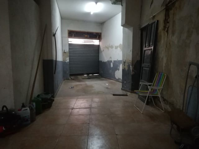3 slaapkamer Commercieel te koop in Martos met garage - € 70.000 (Ref: 5209750)
