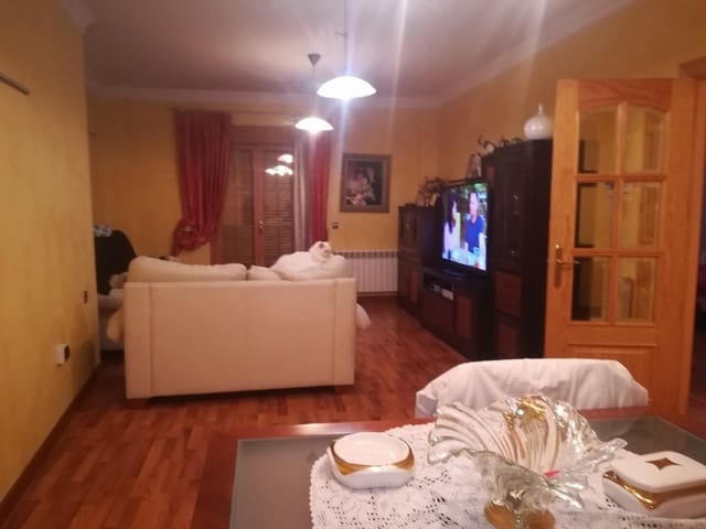 4 quarto Casa em Banda para venda em Monte Lope Alvarez, Martos com piscina garagem - 170 000 € (Ref: 5467053)