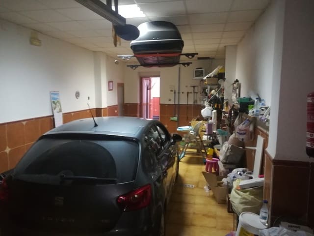 4 quarto Casa em Banda para venda em Monte Lope Alvarez, Martos com piscina garagem - 170 000 € (Ref: 5467053)
