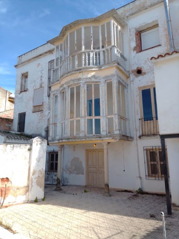 6 sovrum Hus till salu i Alcaudete - 145 000 € (Ref: 5942759)