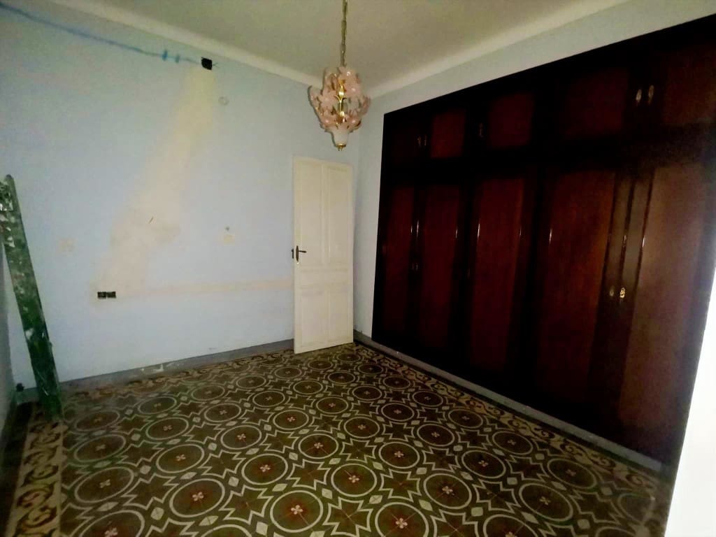 6 bedroom Townhouse for sale in Alcaudete with garage - € 145,000 (Ref: 5942759)