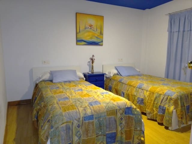 3 soveværelse Byhus til salg i Martos med garage - € 45.000 (Ref: 5953984)