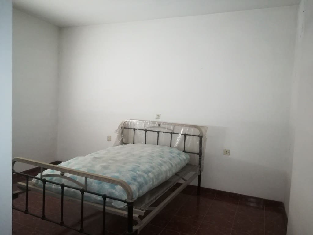 7 soveværelse Lejlighed til salg i Martos med garage - € 132.000 (Ref: 6044930)