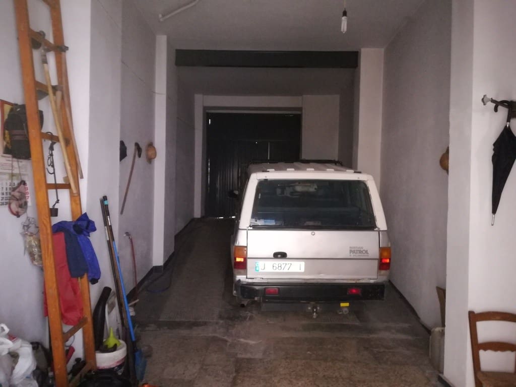 7 soveværelse Lejlighed til salg i Martos med garage - € 132.000 (Ref: 6044930)