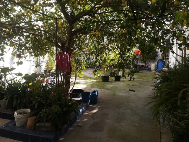 7 soveværelse Lejlighed til salg i Martos med garage - € 132.000 (Ref: 6044930)